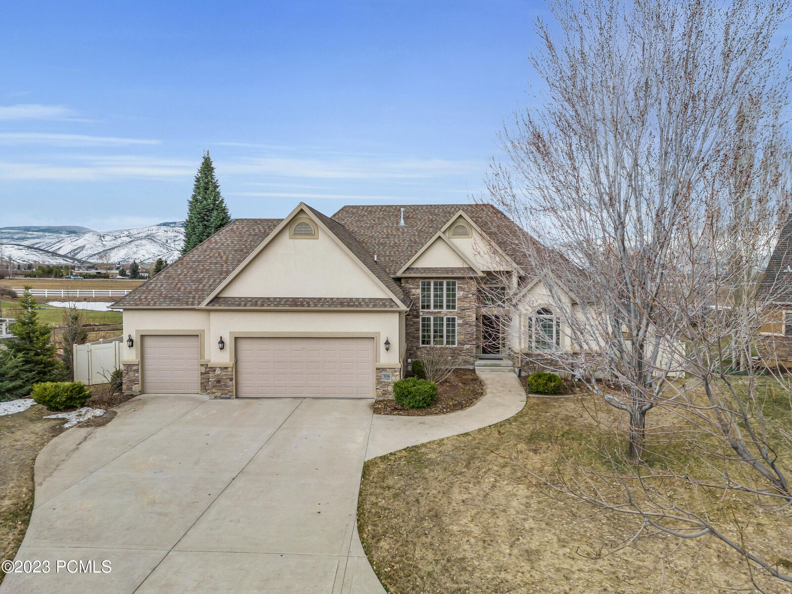 Property Photo: 1016 Cobblestone Drive UT 84032