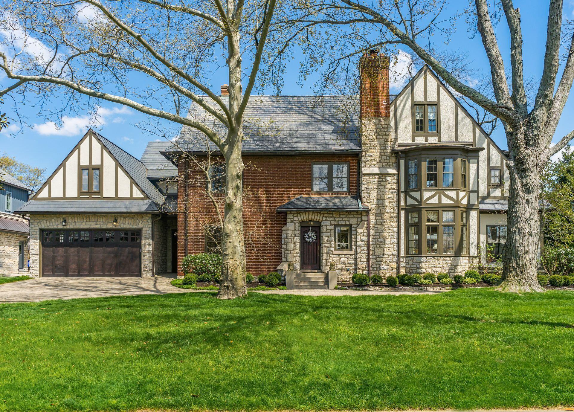 Property Photo: 1998 Cambridge Boulevard OH 43221
