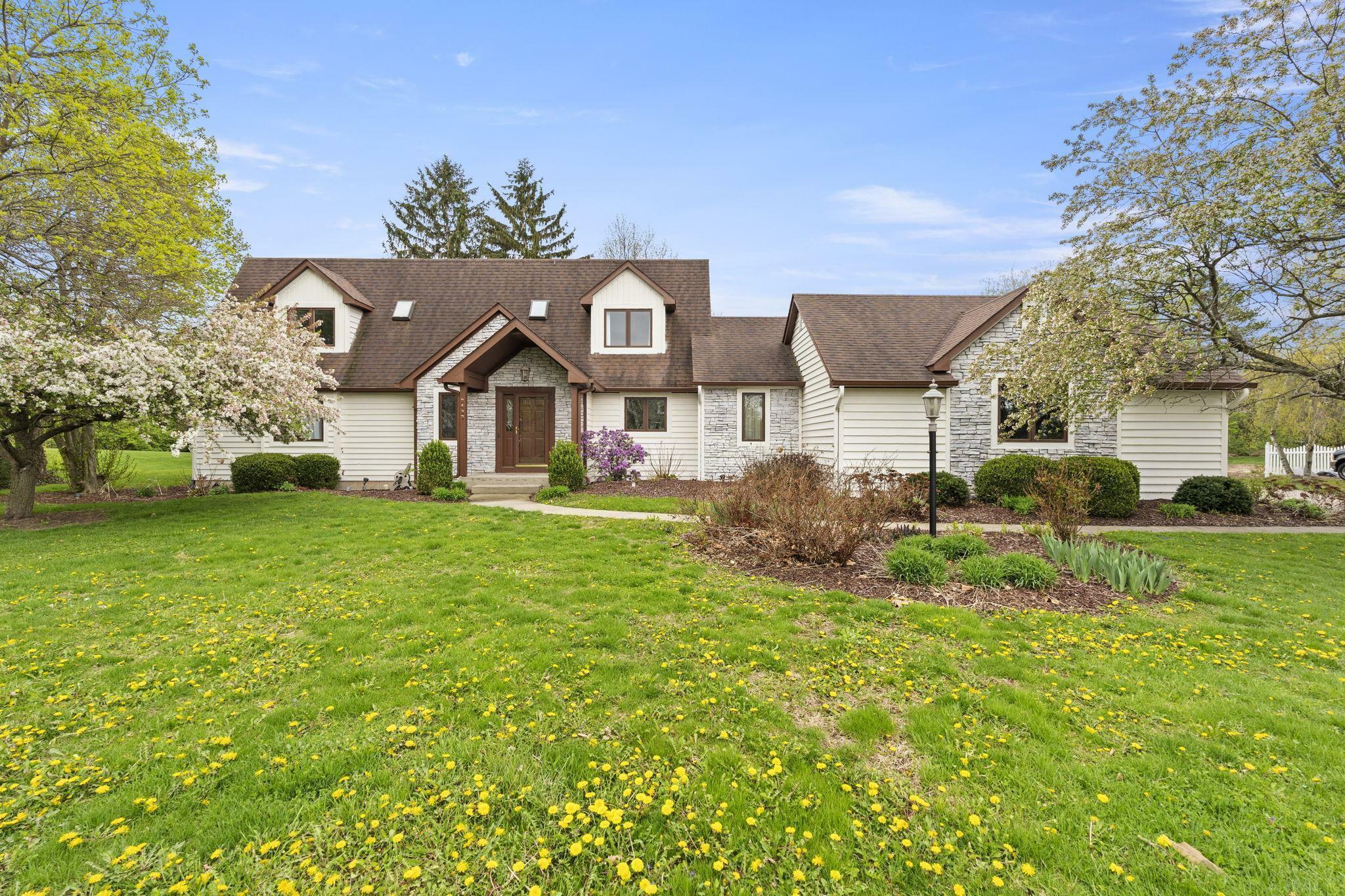 Property Photo:  2433 Sycamore Hills Drive  IN 46814-9301 