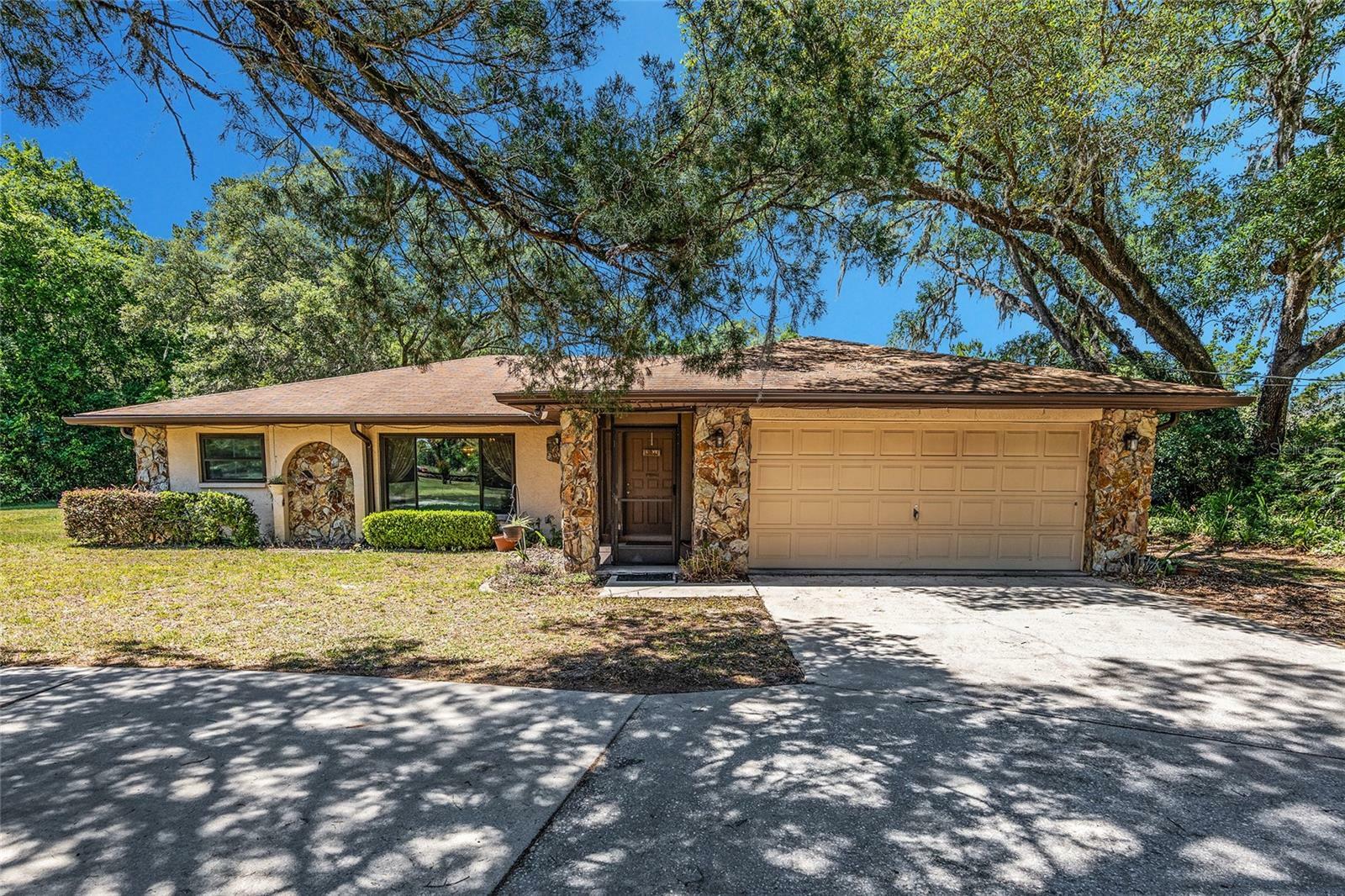 Property Photo:  14902 W Newberry Road  FL 32669 