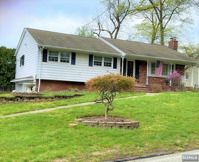 Property Photo: 291 Squaw Brook Road NJ 07508