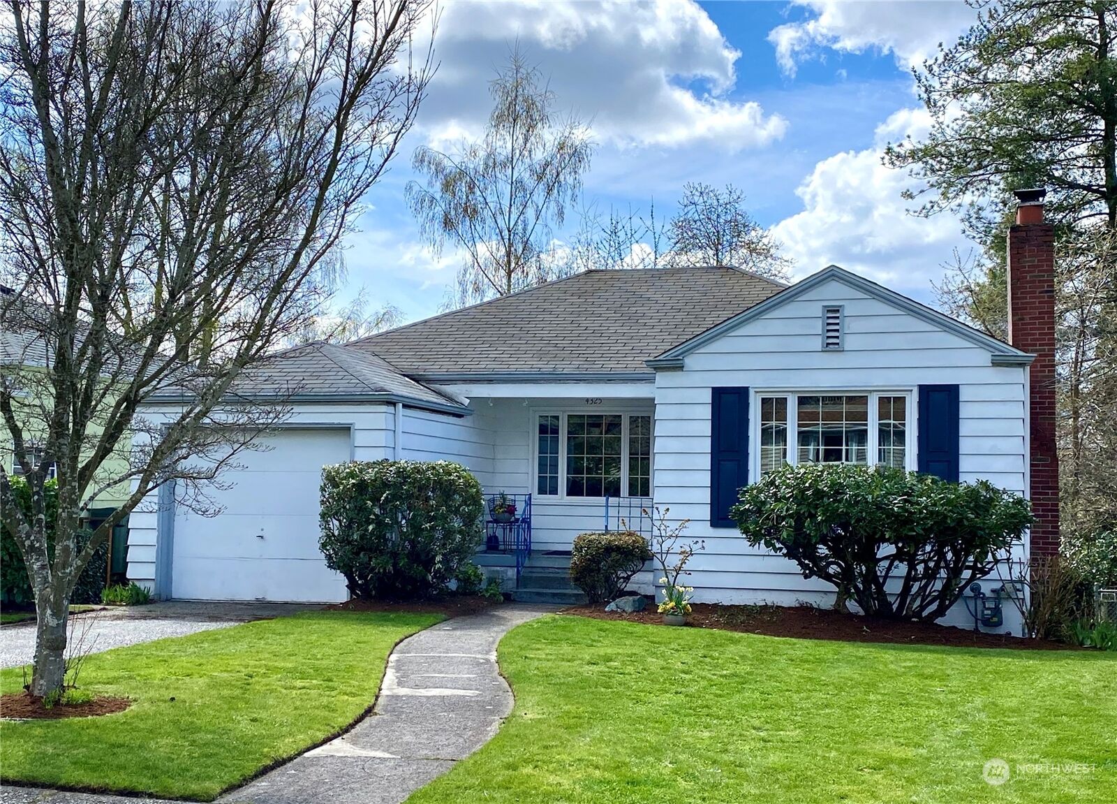 House for sale in Seattle 4325 NE 57th Street, Seattle, WA 98105