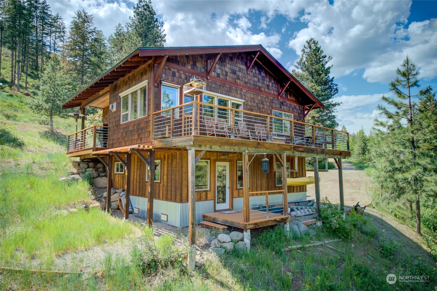 Property Photo:  52 Whitebark Lane  WA 98862 