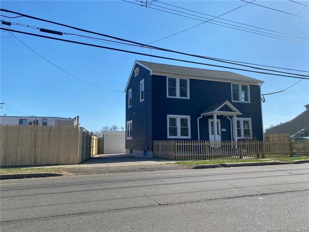 Property Photo:  10 Dodge Avenue  CT 06512 