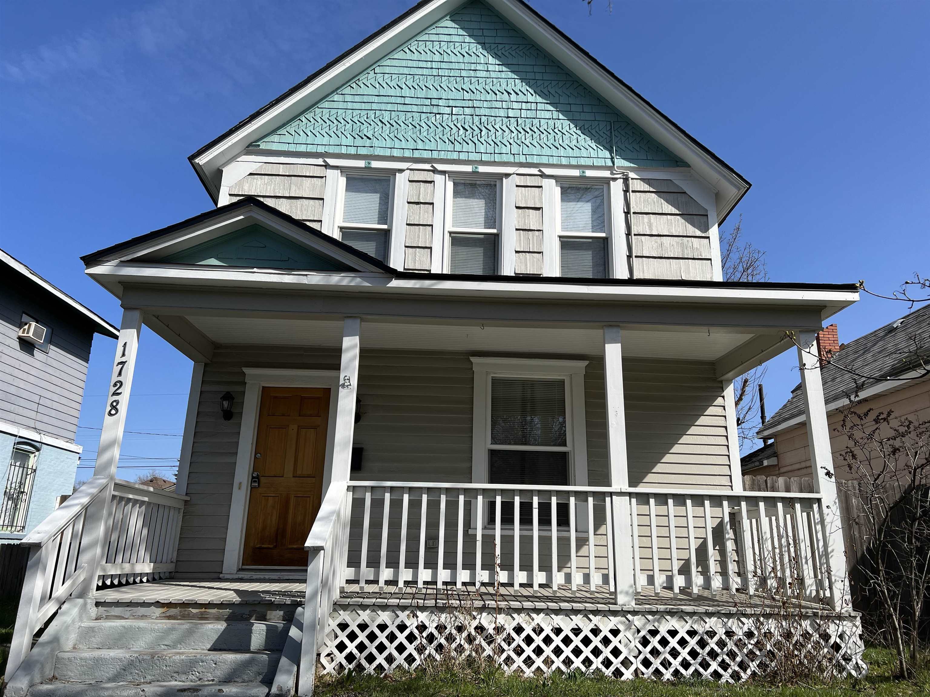 Property Photo: 1728 W Dean Ave WA 99201