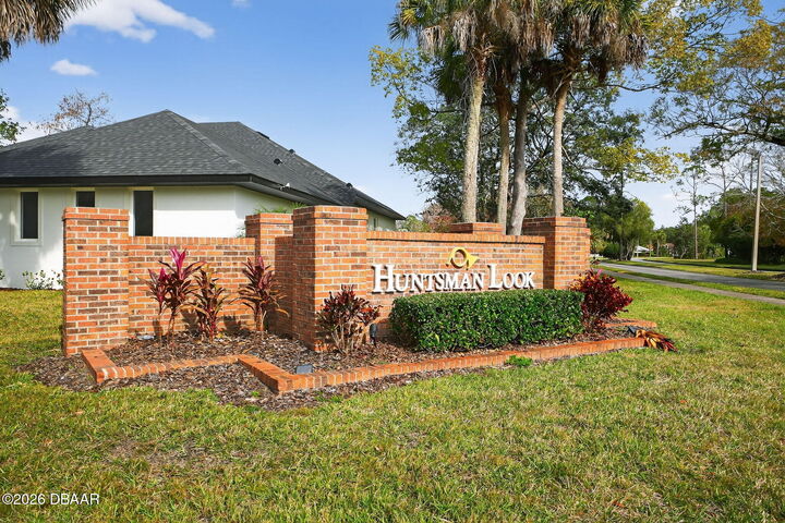 Property Photo: 2 Huntsman Look FL 32174