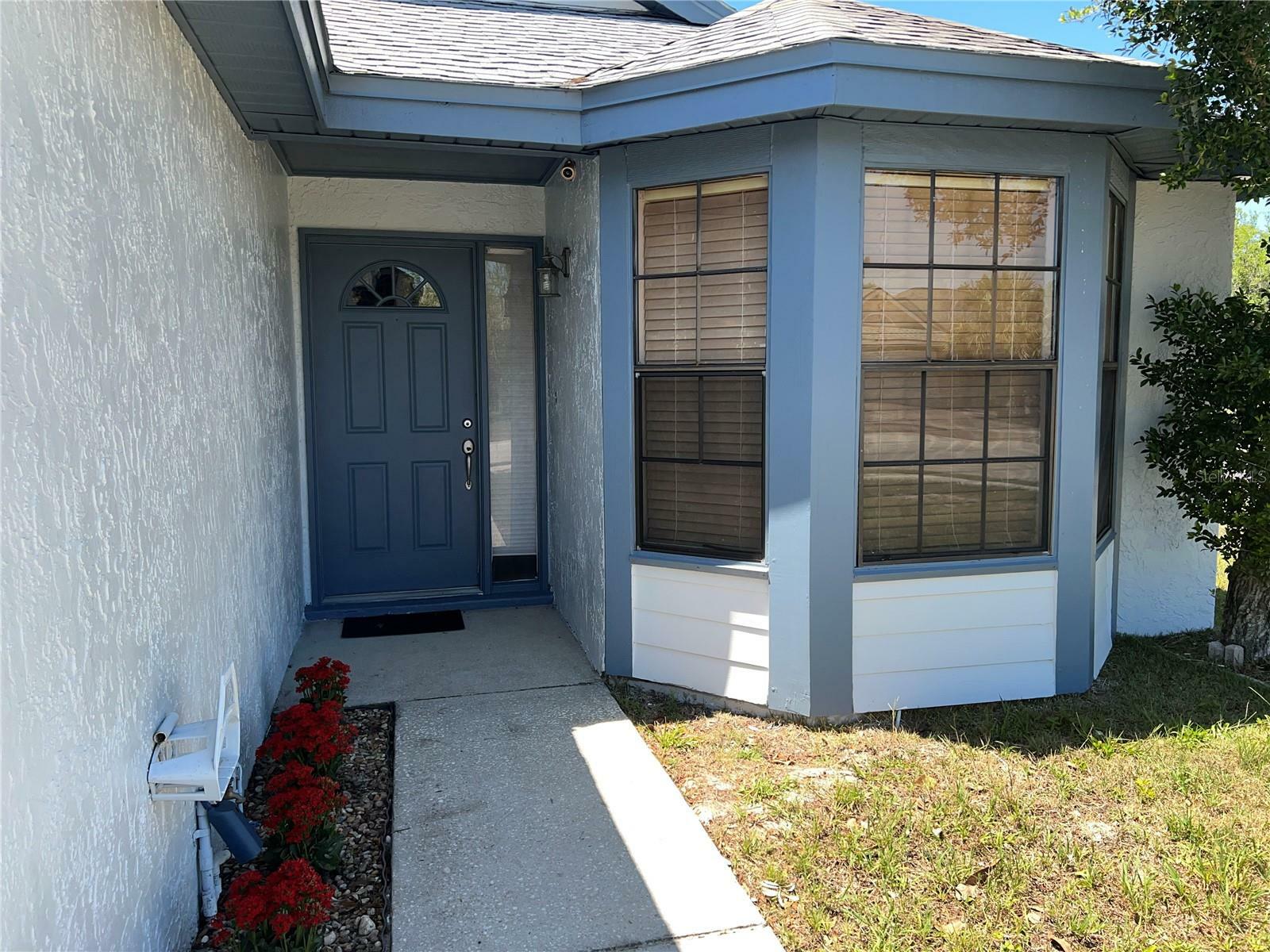 Property Photo:  894 E Charing Cross Circle  FL 32746 