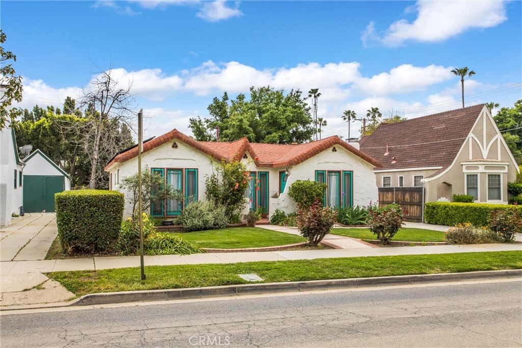 Property Photo: 4482 Bandini Ave CA 92506