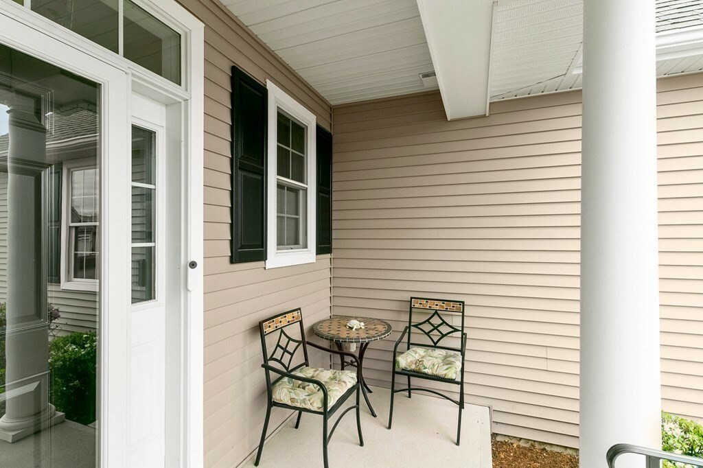 Property Photo:  33 Broadleaf Cir 33  MA 01028 