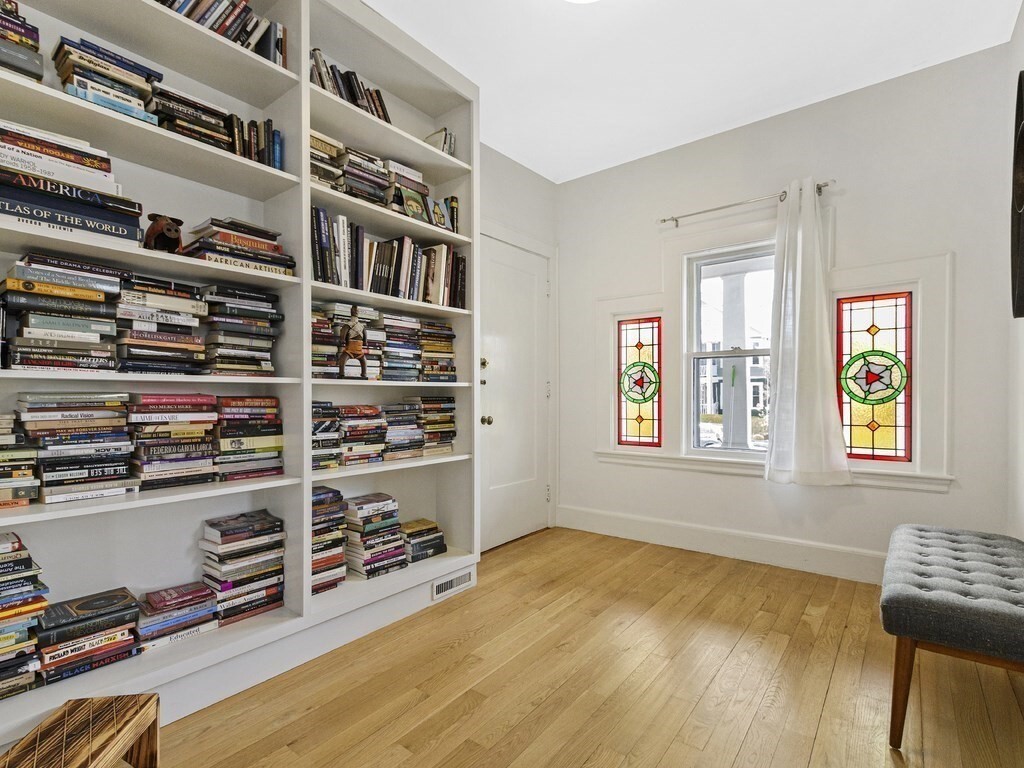 Property Photo: 172 Fayerweather St 1 MA 02138