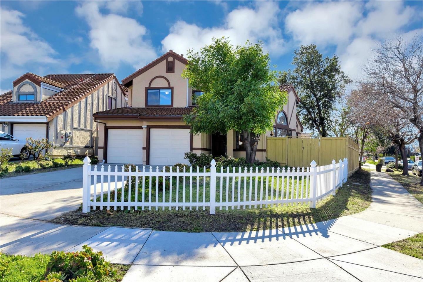 Property Photo: 1095 Maxey Drive CA 95132