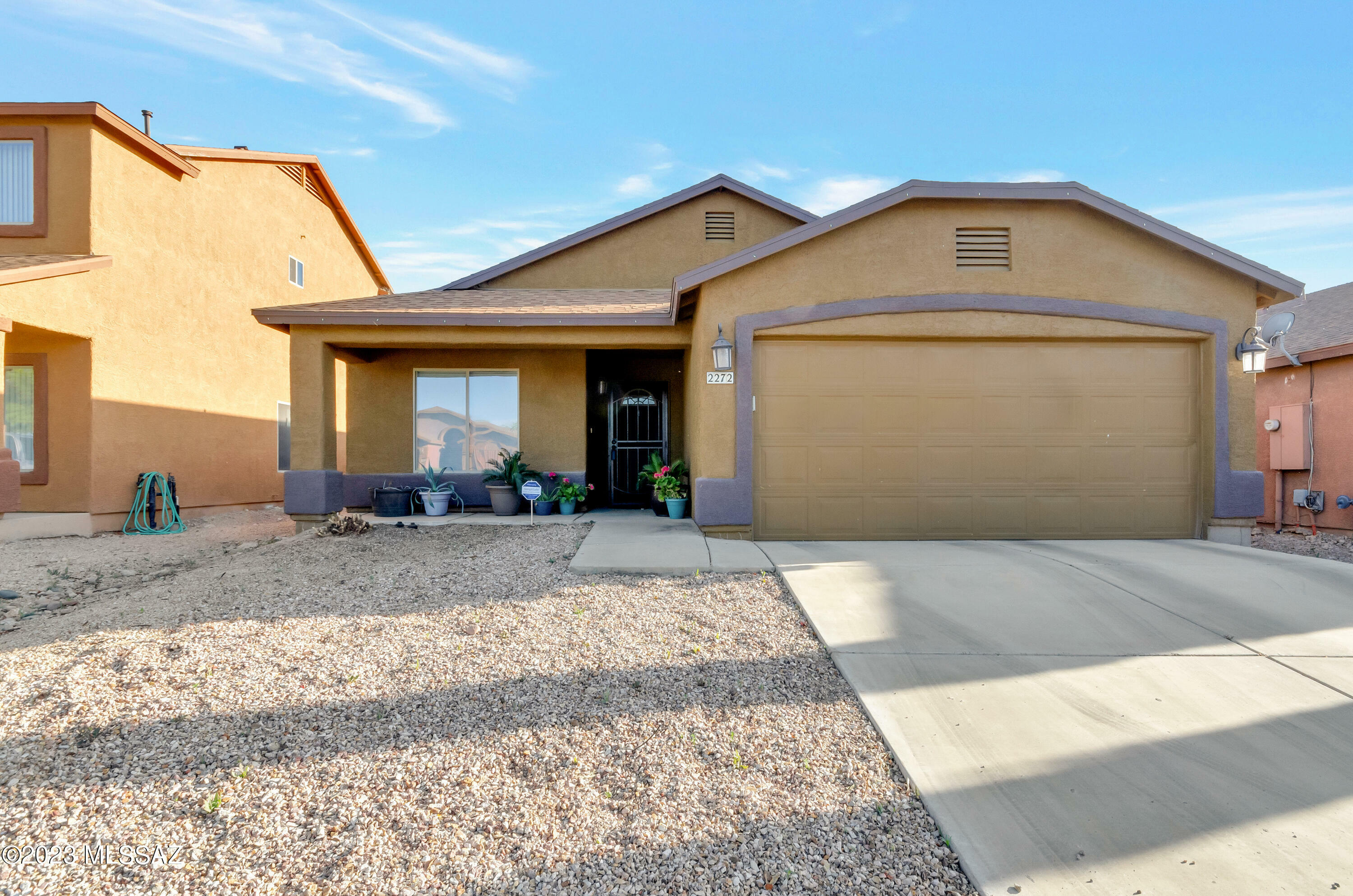 Property Photo:  2272 E Calle Arroyo Lindo  AZ 85706 