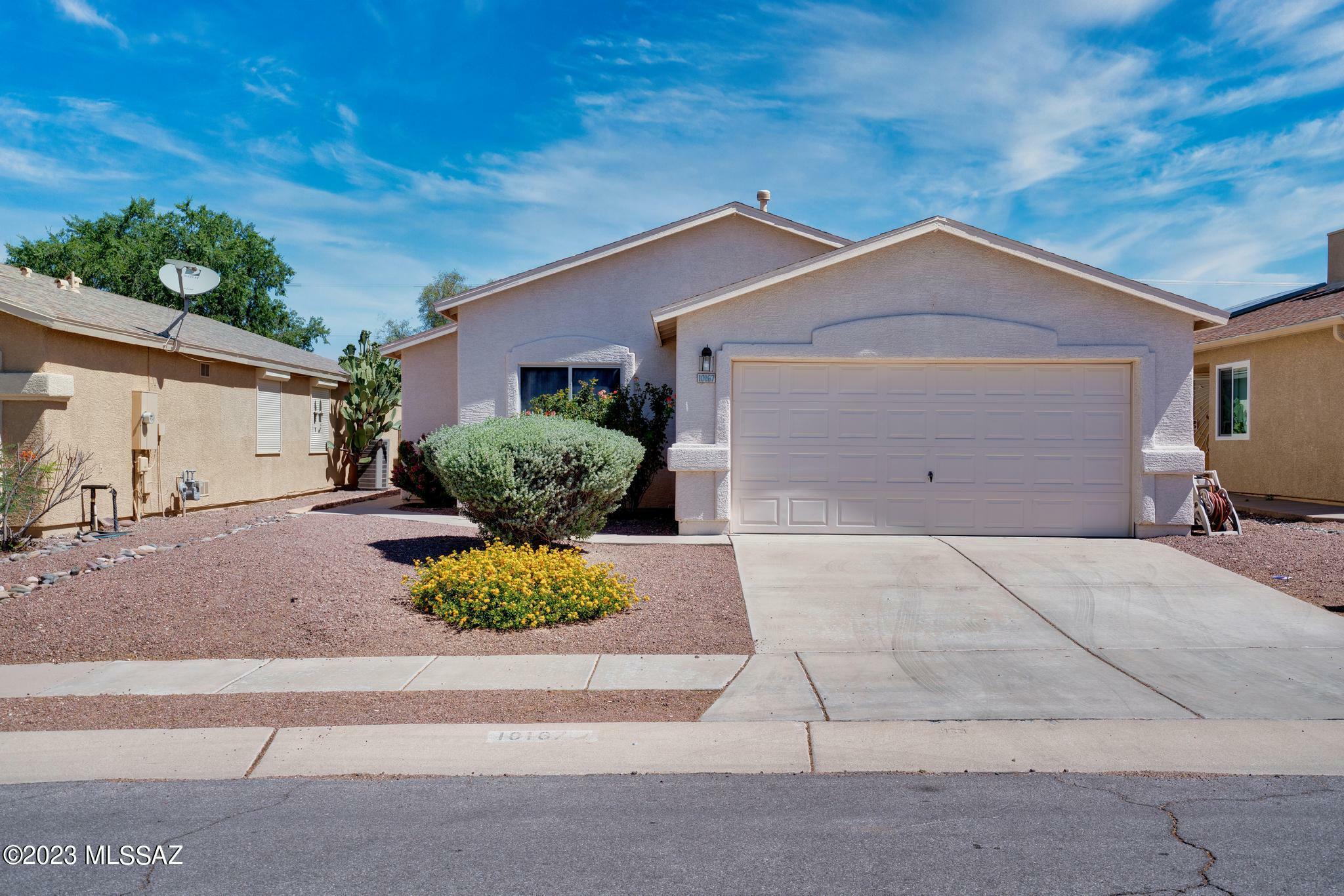 Property Photo:  10167 E Rincon Shadows Drive  AZ 85748 