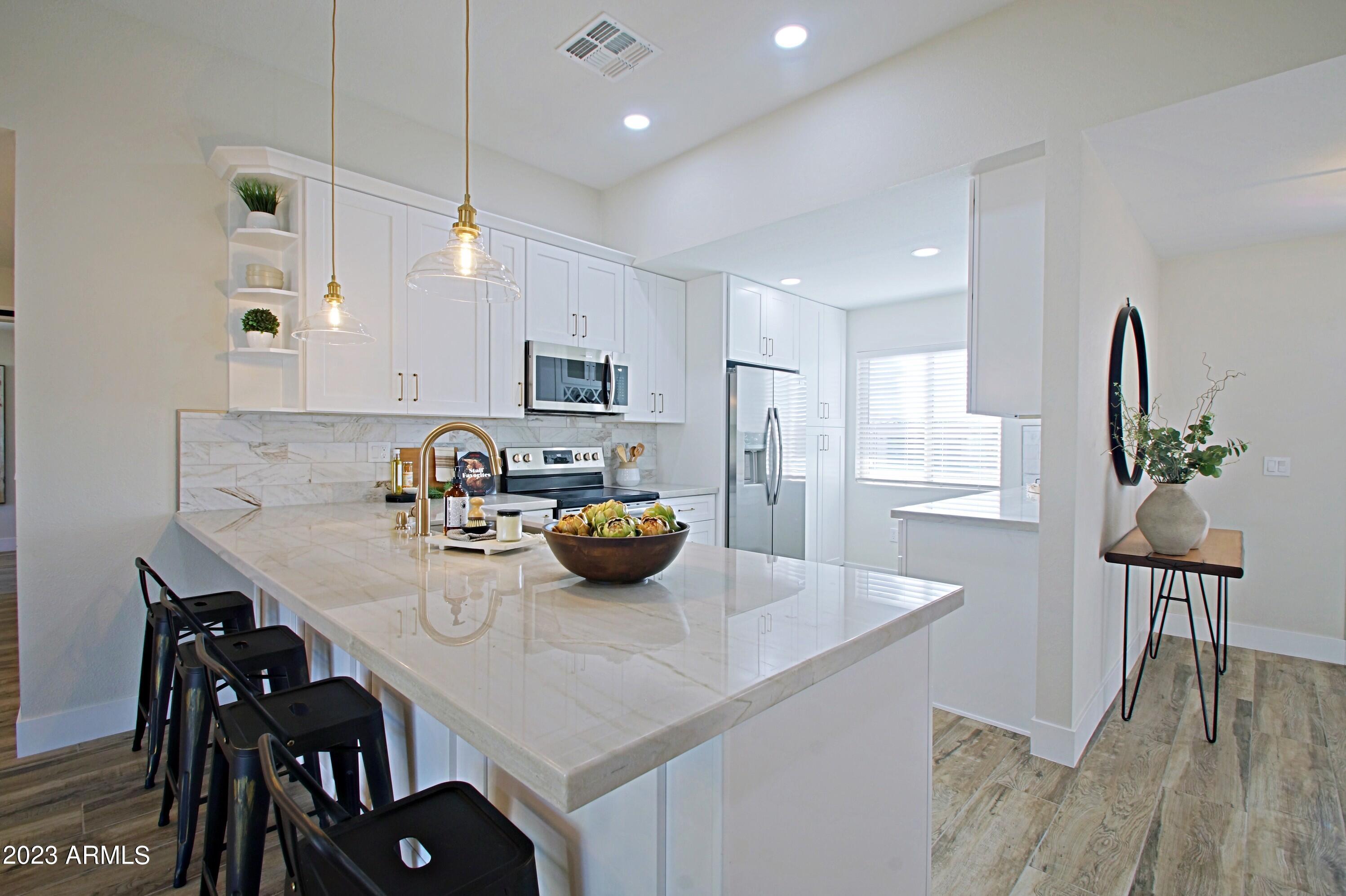 Property Photo: 17821 N Willowbrook Drive AZ 85373