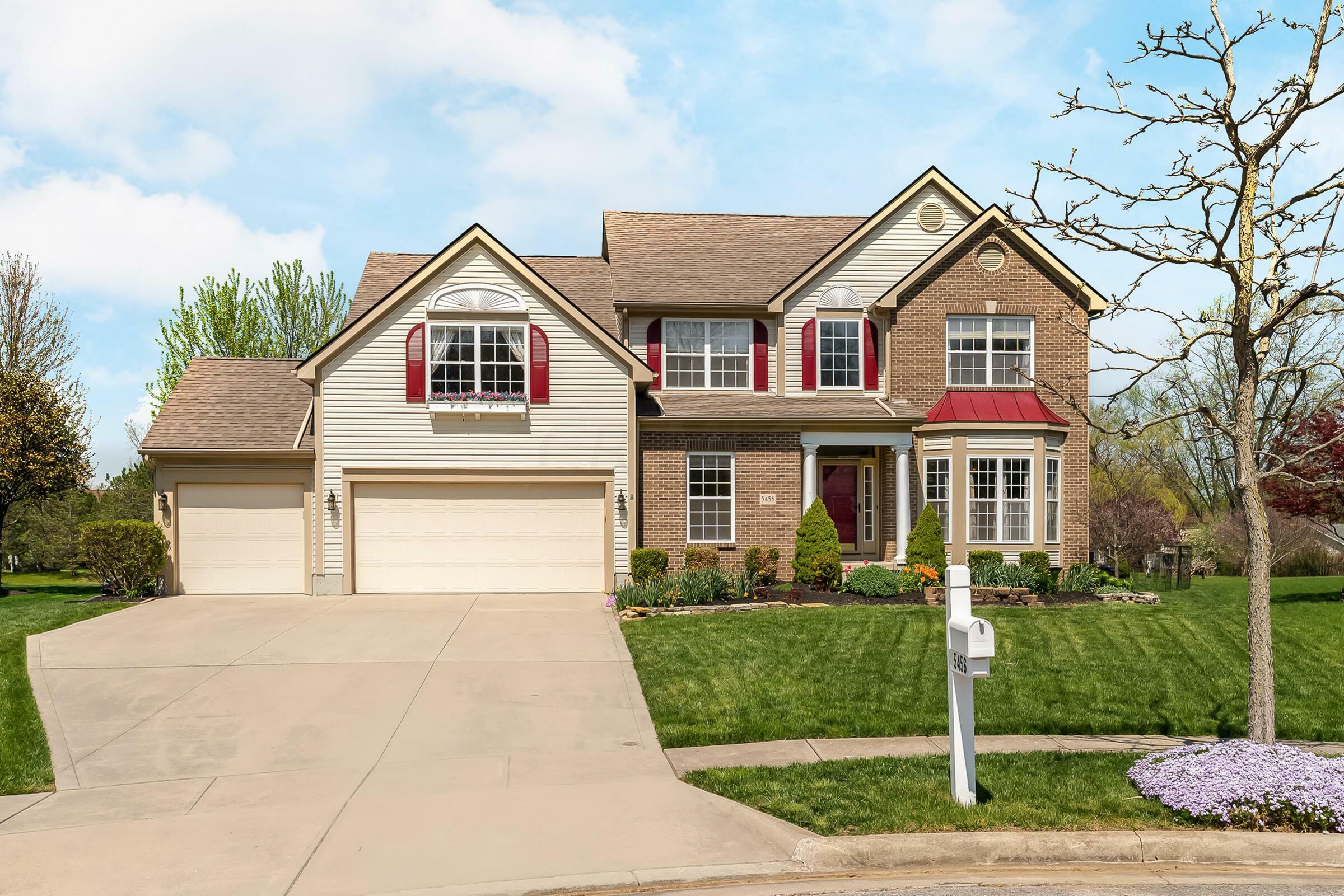 Property Photo: 5456 Larkshire Court OH 43026