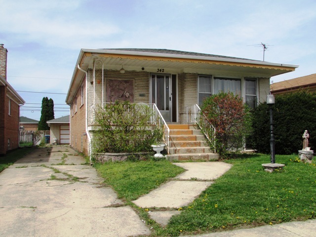 Property Photo:  342 Calhoun Avenue  IL 60409 