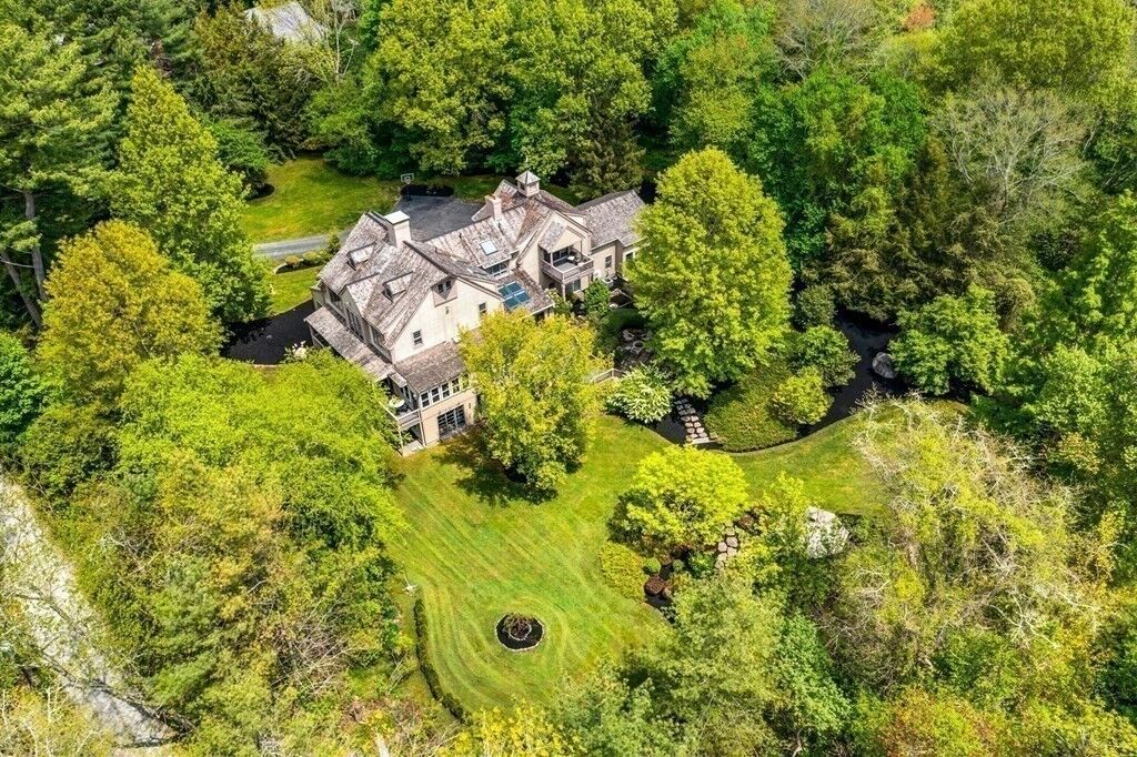 Property Photo:  10 Kings Landing  MA 02061 