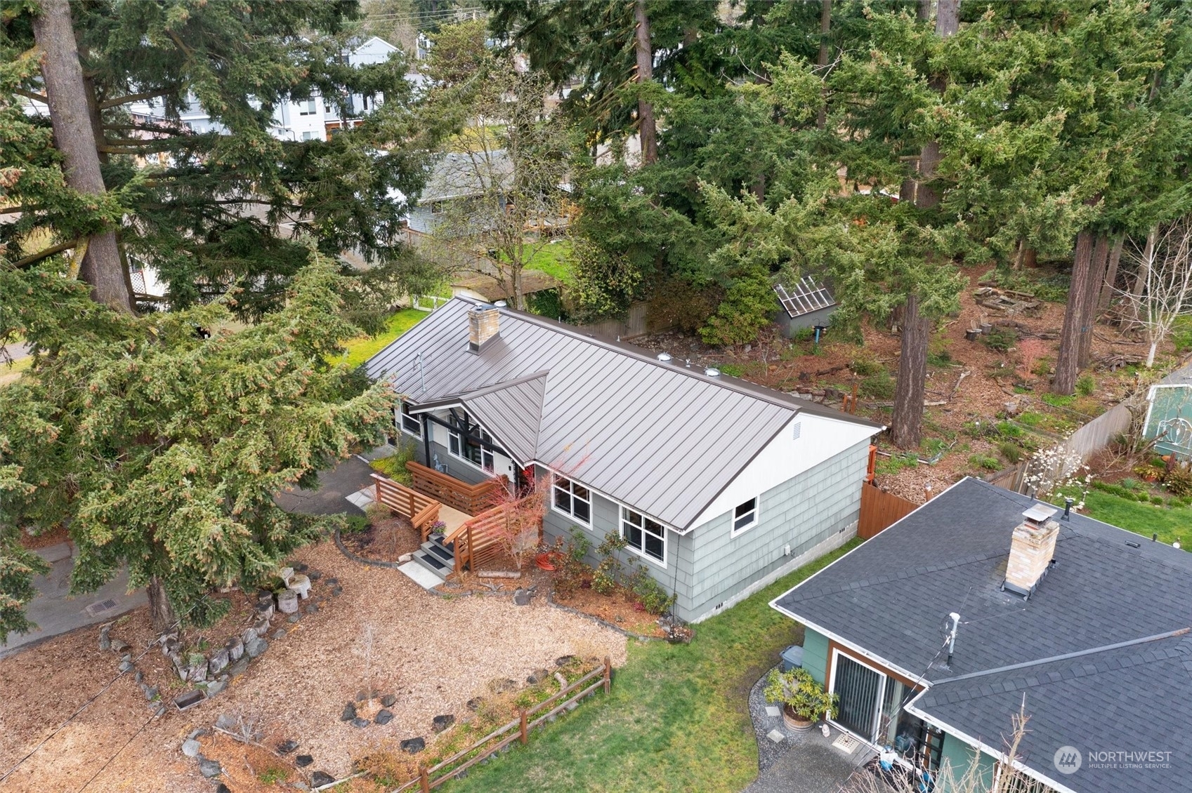 Property Photo:  17916 1st Avenue NE  WA 98155 