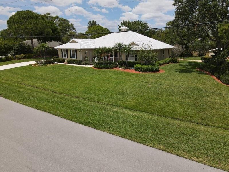 Property Photo:  5261 NW Milner Drive  FL 34983 