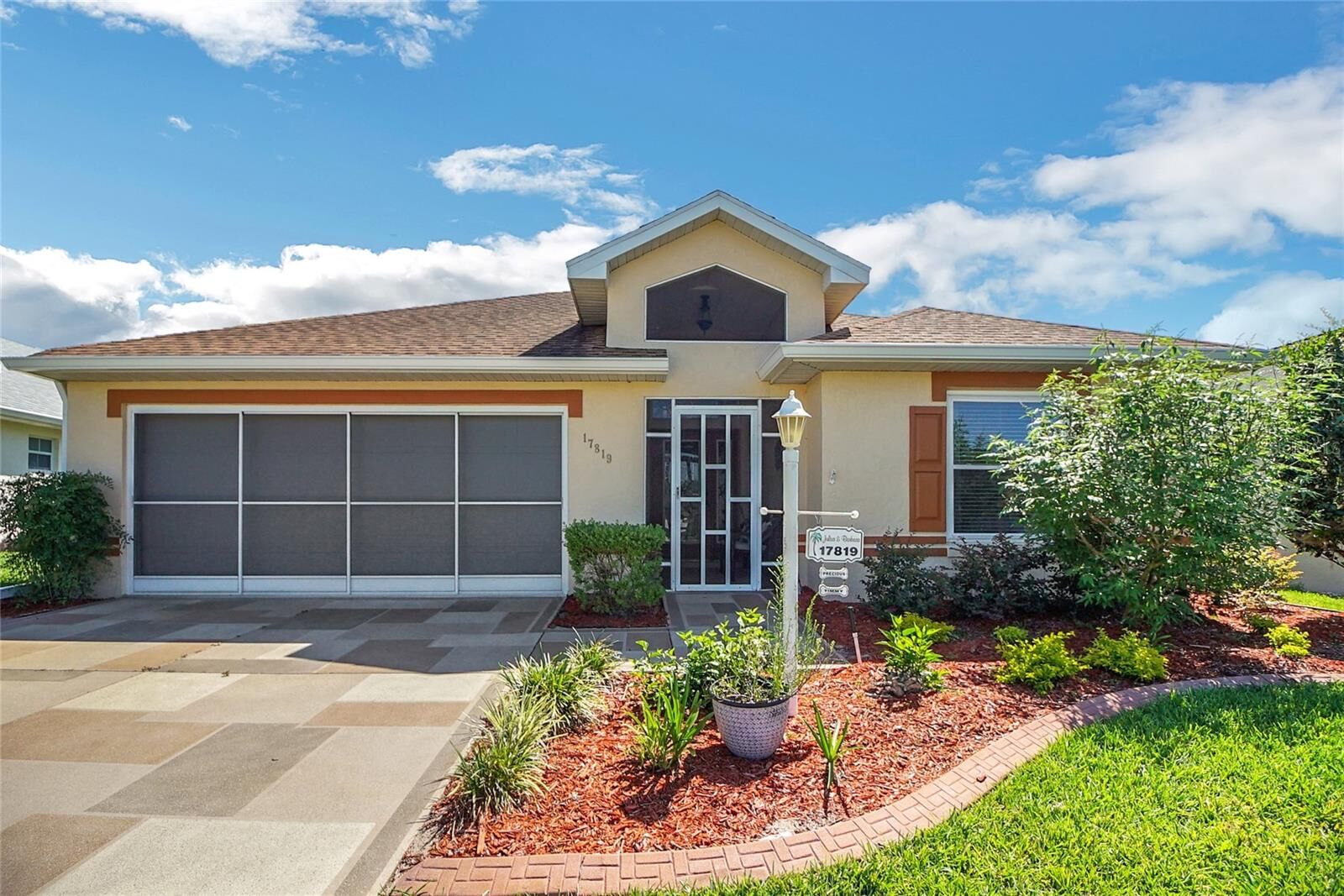Property Photo:  17819 SE 114th Court  FL 34491 