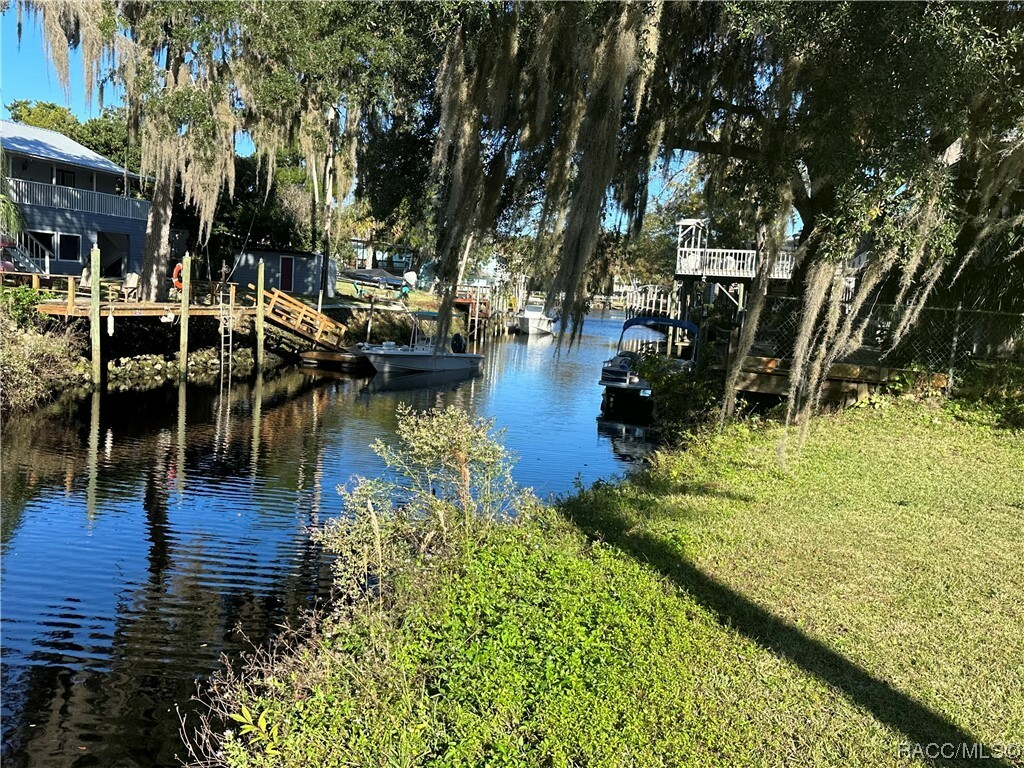 Property Photo:  11567 N Kayak Point  FL 34449 