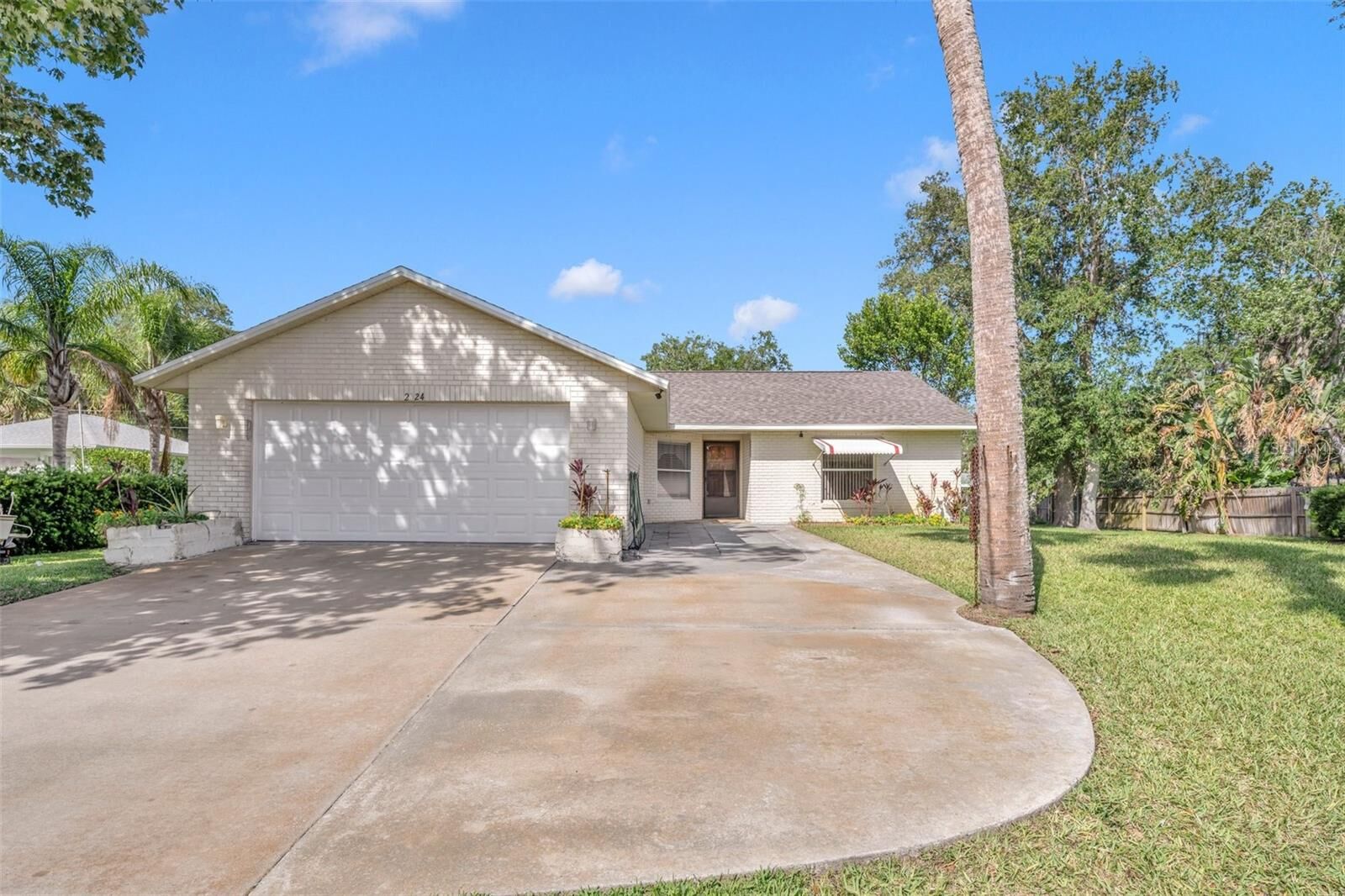 Property Photo:  2024 Lime Tree Drive  FL 32141 
