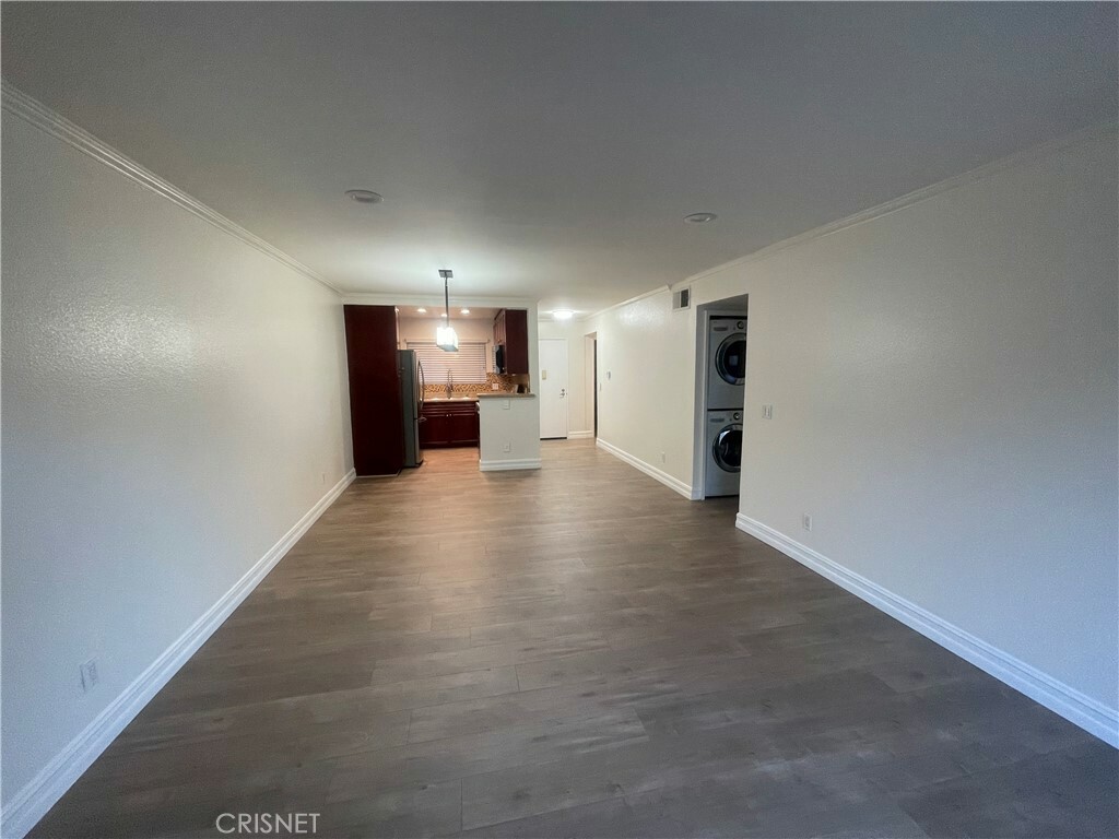 Property Photo:  5540 Owensmouth Avenue 106  CA 91367 