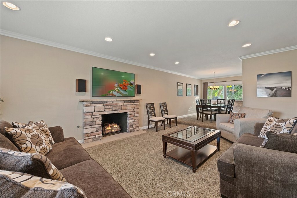 Property Photo:  424 Greenbriar Lane  CA 92821 