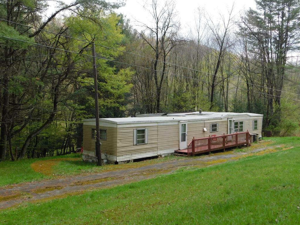 Property Photo:  864 Mosier Rd  PA 18853 