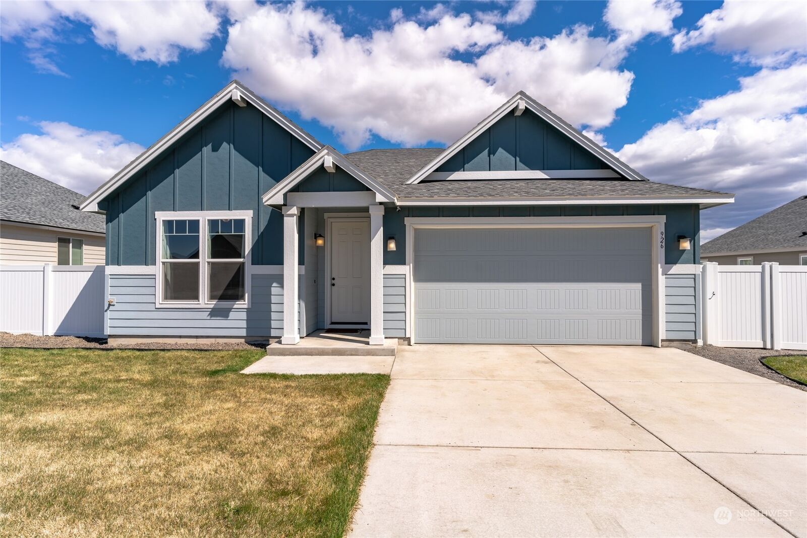 Property Photo:  926 Redmond Avenue  WA 98848 