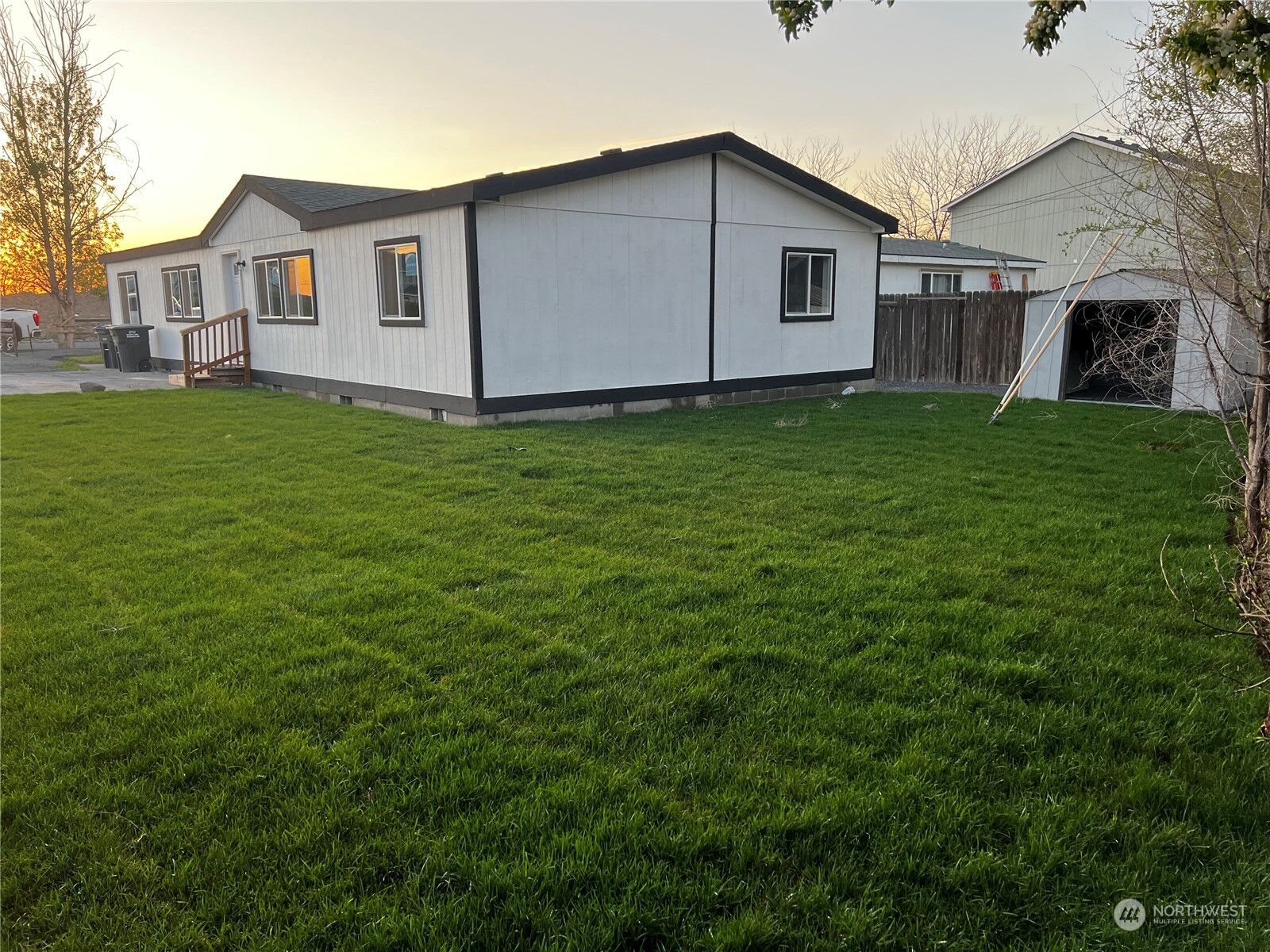Property Photo:  1813 W Bemis Street  WA 98837 