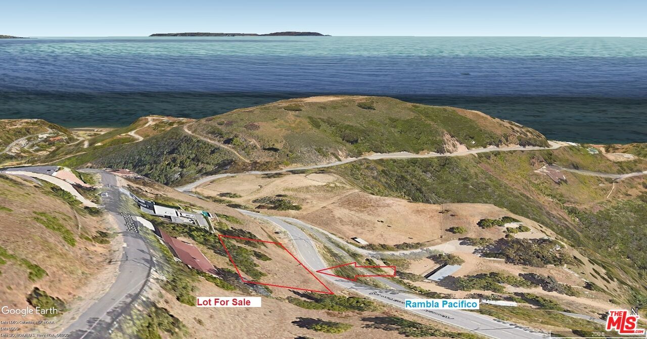 Property Photo:  2762   Rambla Pacifico  CA 90265 