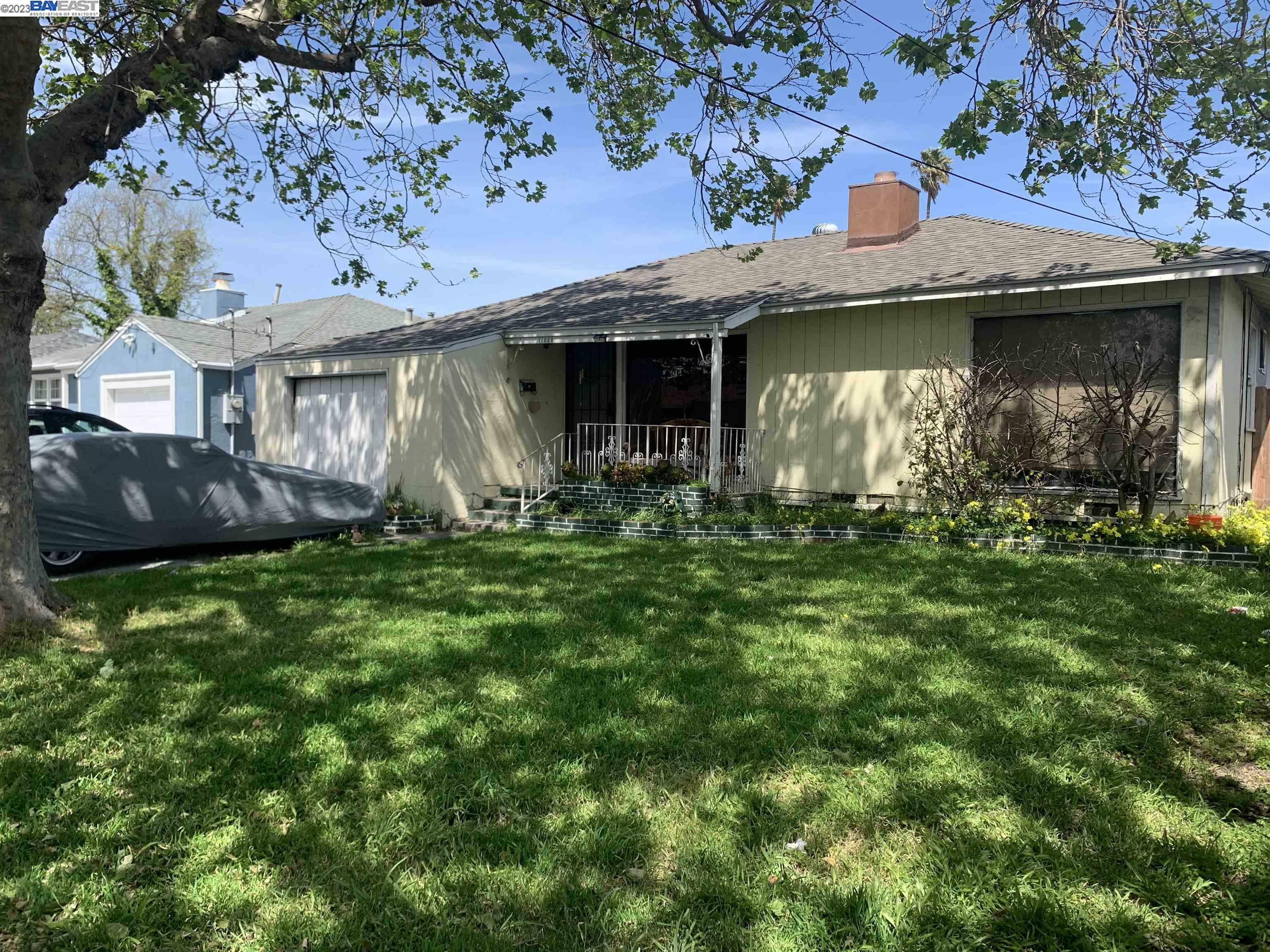 Property Photo: 17088 Via Alamitos CA 94580