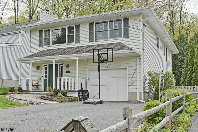 Property Photo:  311 Beach St  NJ 07866 