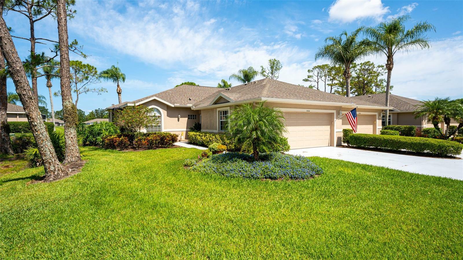 Property Photo:  5134 Mahogany Run Avenue  FL 34241 