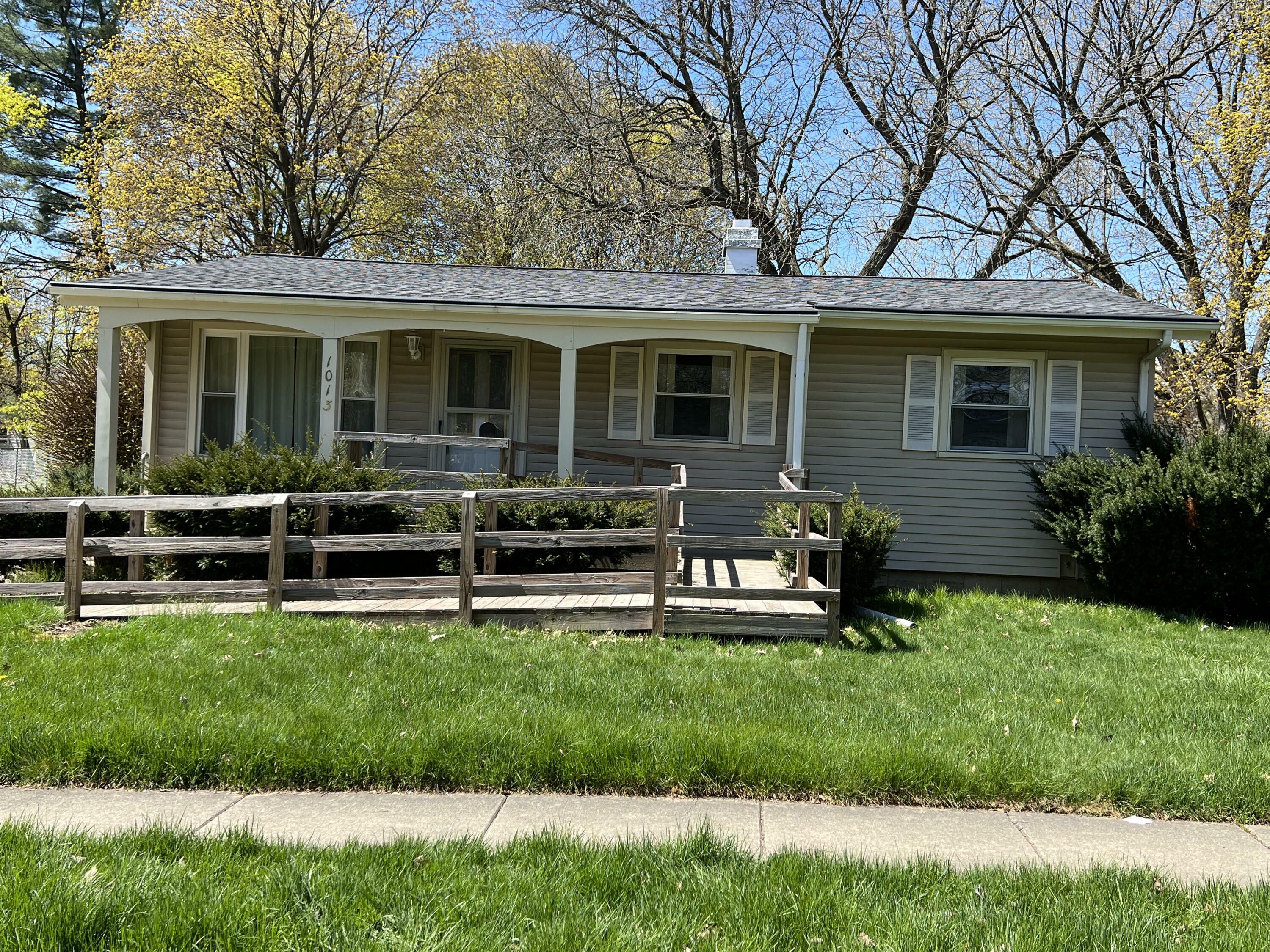 Property Photo:  1013 Wiener Drive  MI 49224 