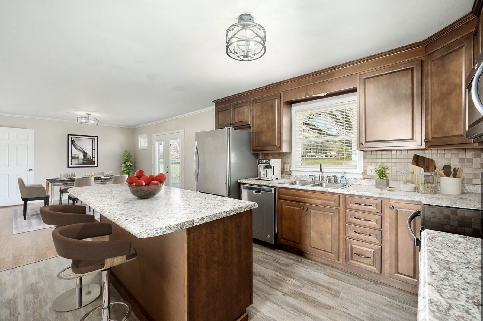 Property Photo:  1309 S College St  TN 37166 