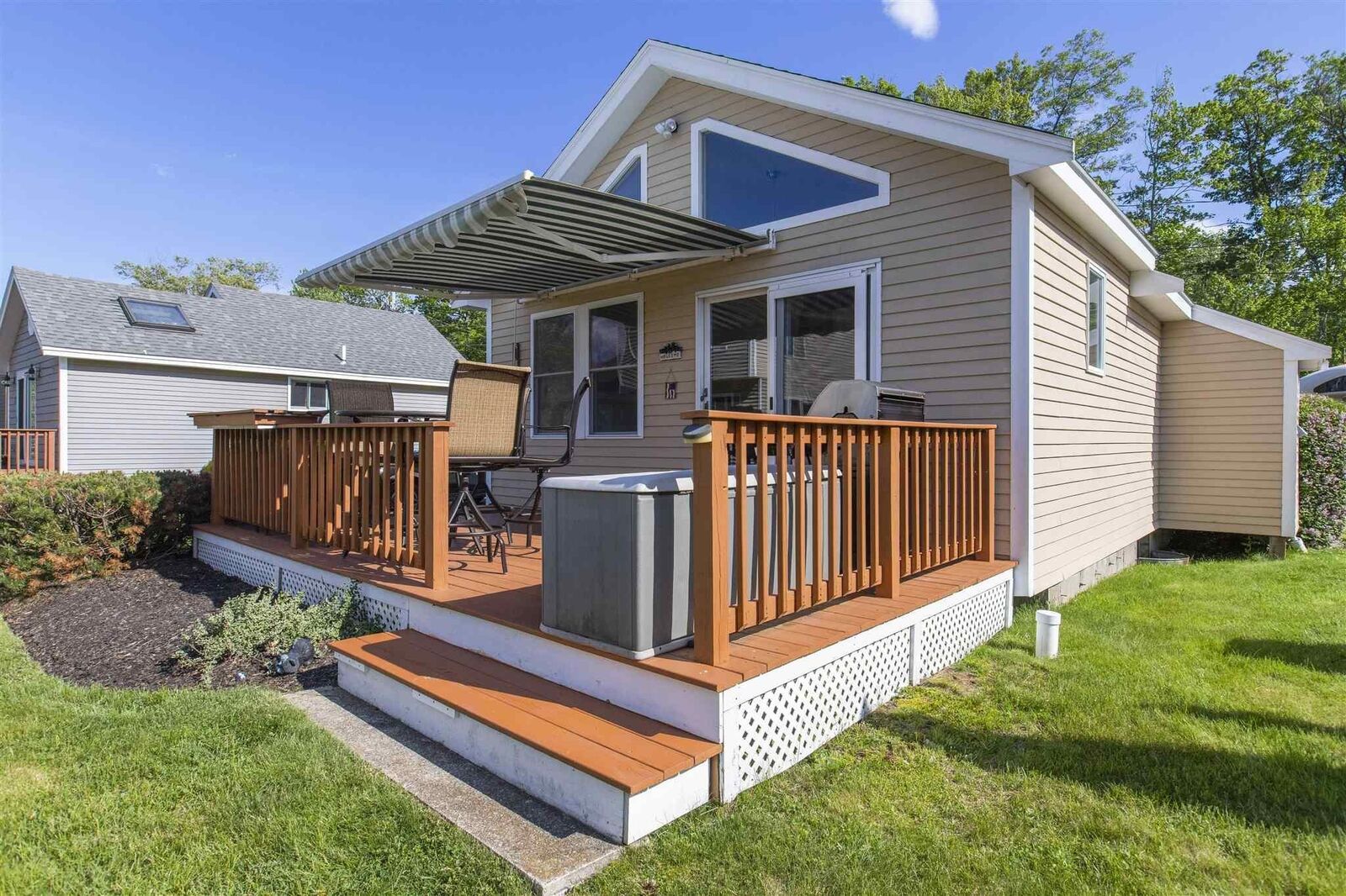 Property Photo:  54 McKinley Road 6  NH 03246 