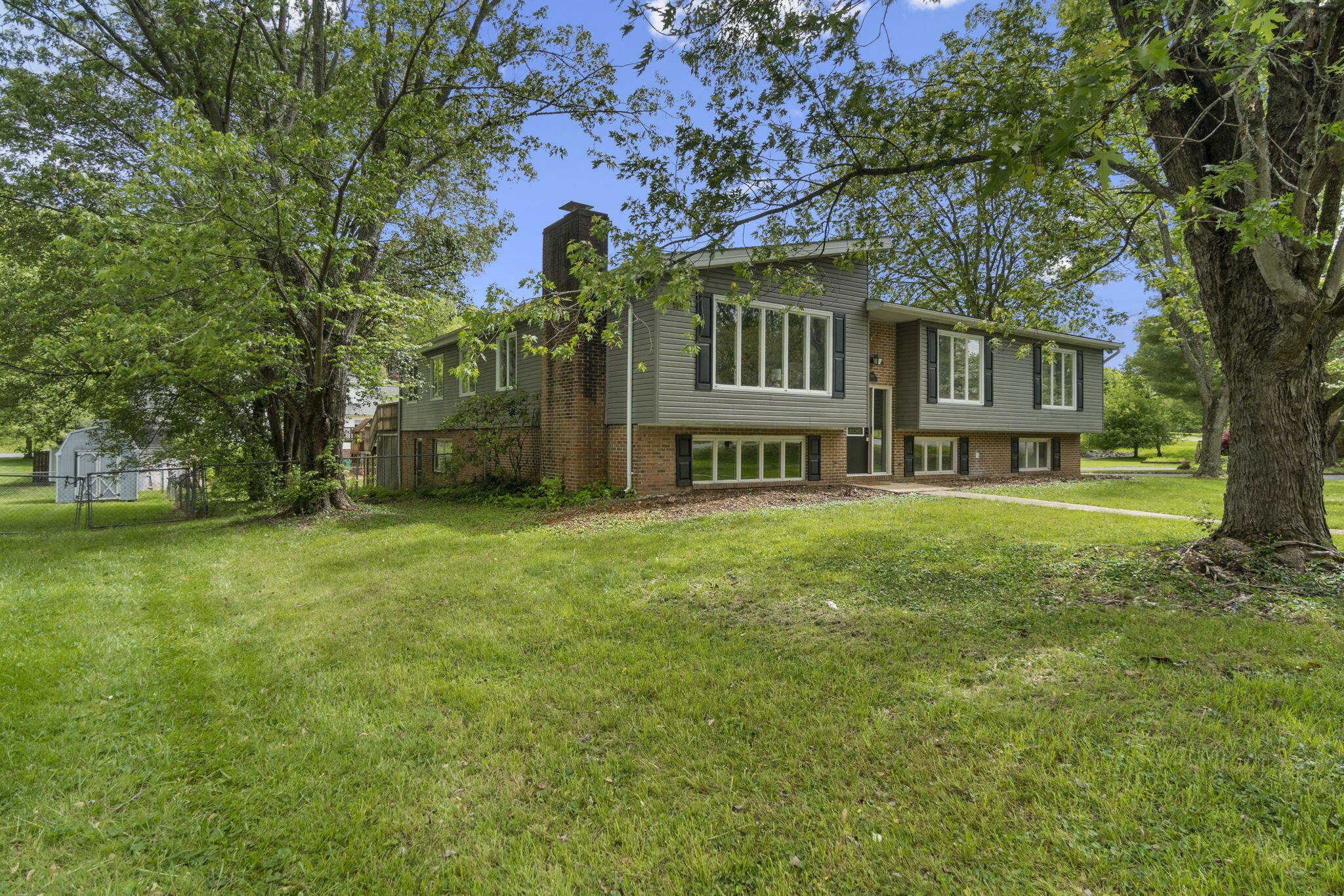 Property Photo:  1500 Sun Valley Drive  TN 37745 