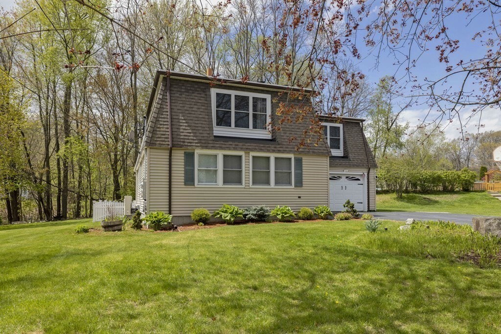 Property Photo: 13 Lorna Dr MA 01501