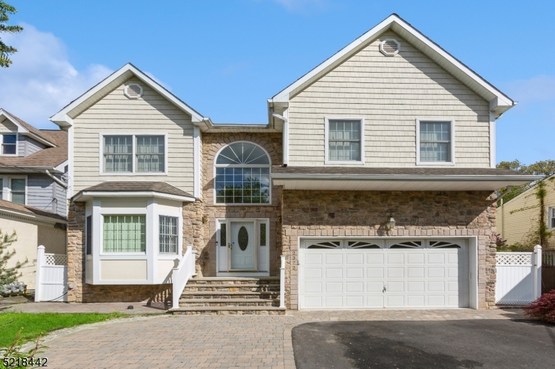 Property Photo: 2372 Mountain Ave NJ 07076