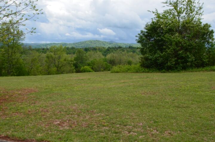 Property Photo:  Lot 21 R Golf Villa Dr  TN 37743 
