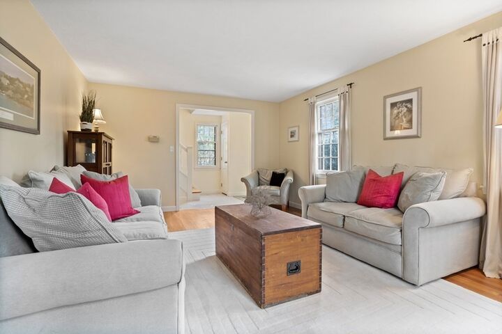 Property Photo:  4 Holly Lane  MA 01886 