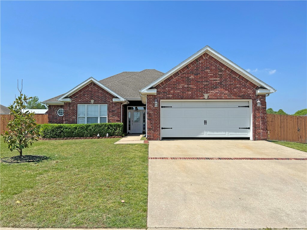 Property Photo:  201 Blair Circle  AR 72751 