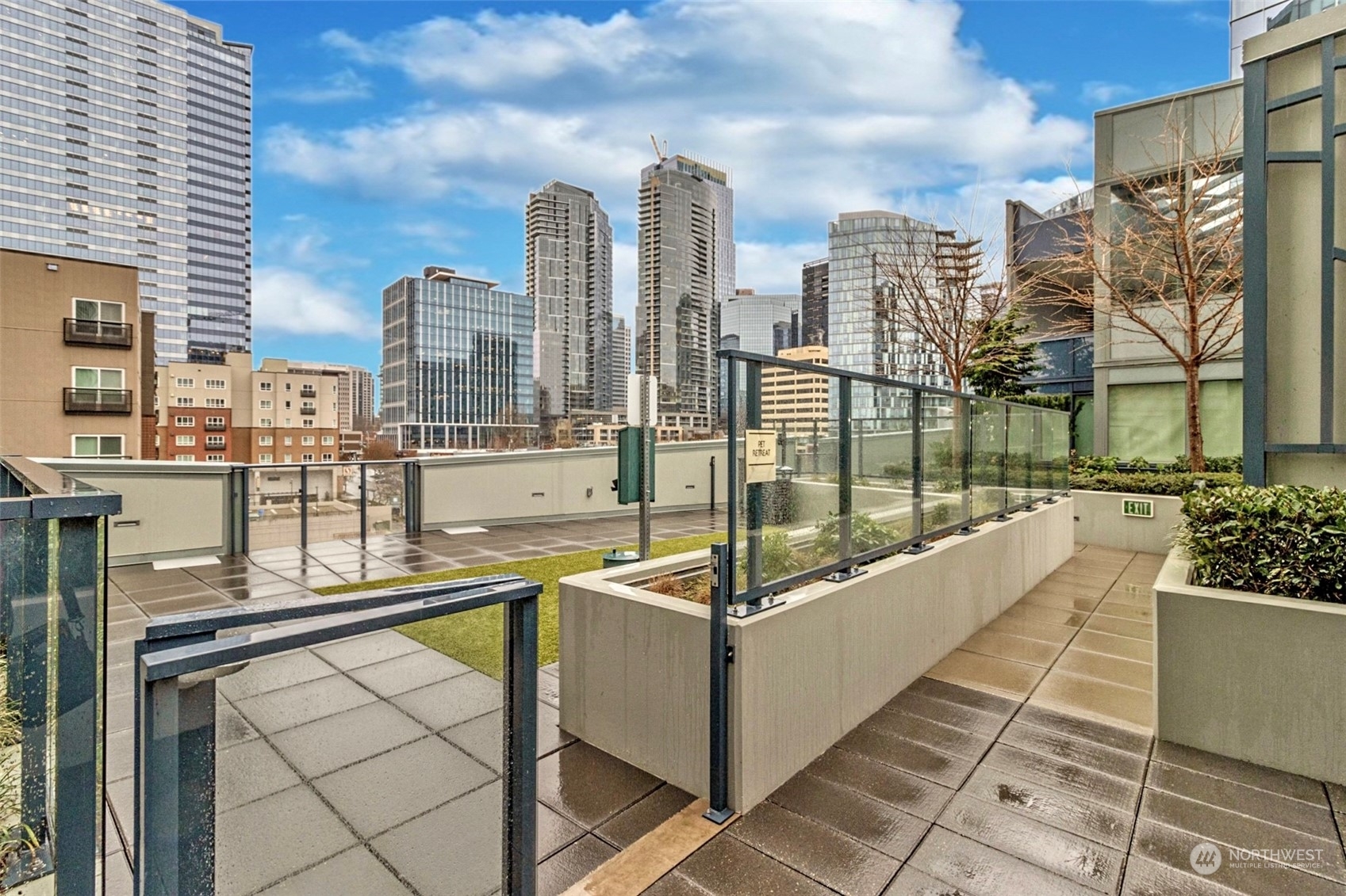 188 Bellevue Way NE 501  Bellevue WA 98004 photo
