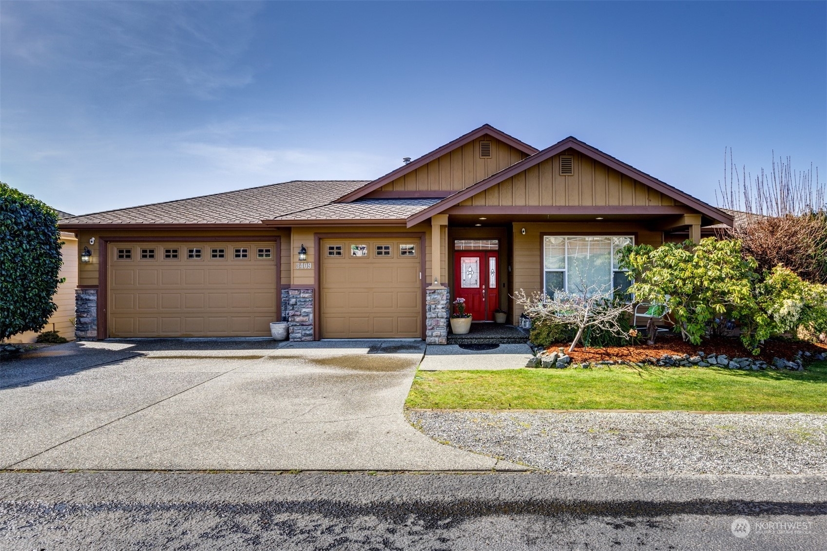 Property Photo:  3409 Chandler Parkway  WA 98226 