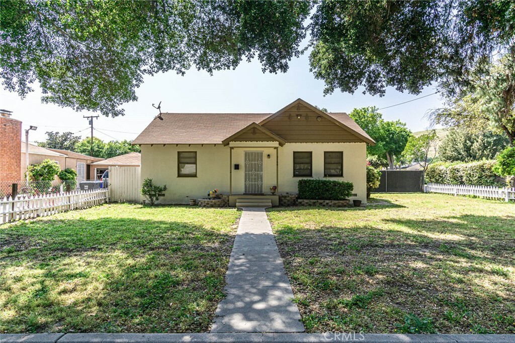 Property Photo:  3146 N I Street  CA 92405 