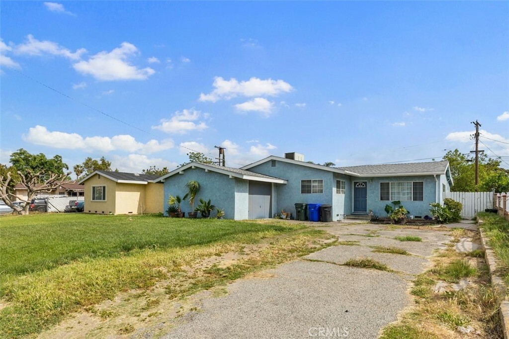 Property Photo:  321 E Orchard Street  CA 92376 