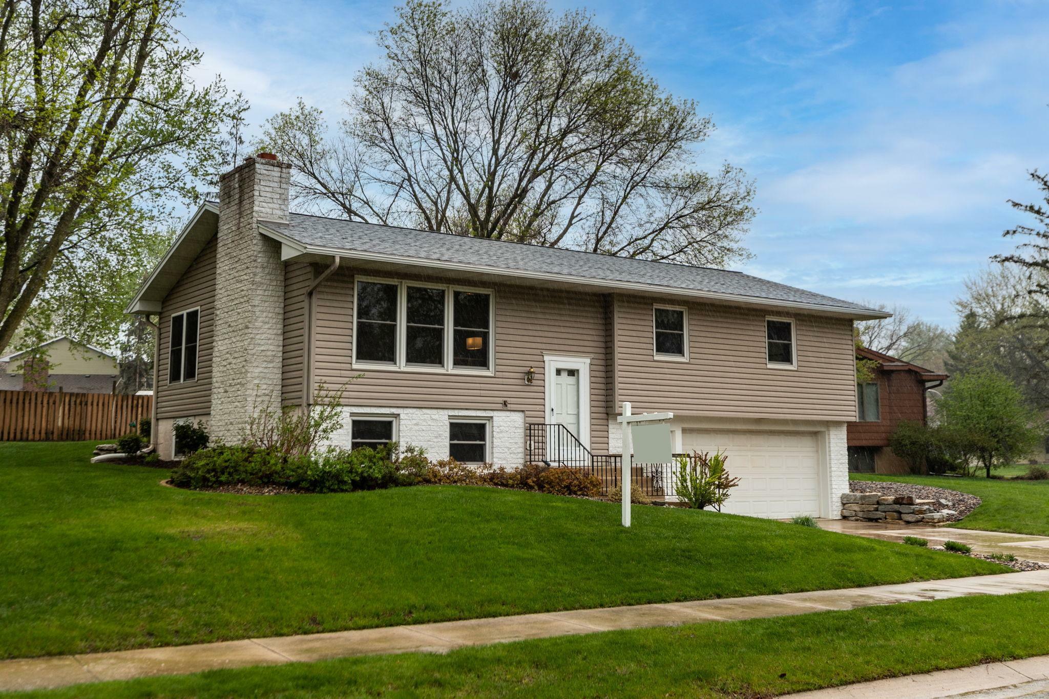 Property Photo: 2511 Viking Drive NW MN 55901