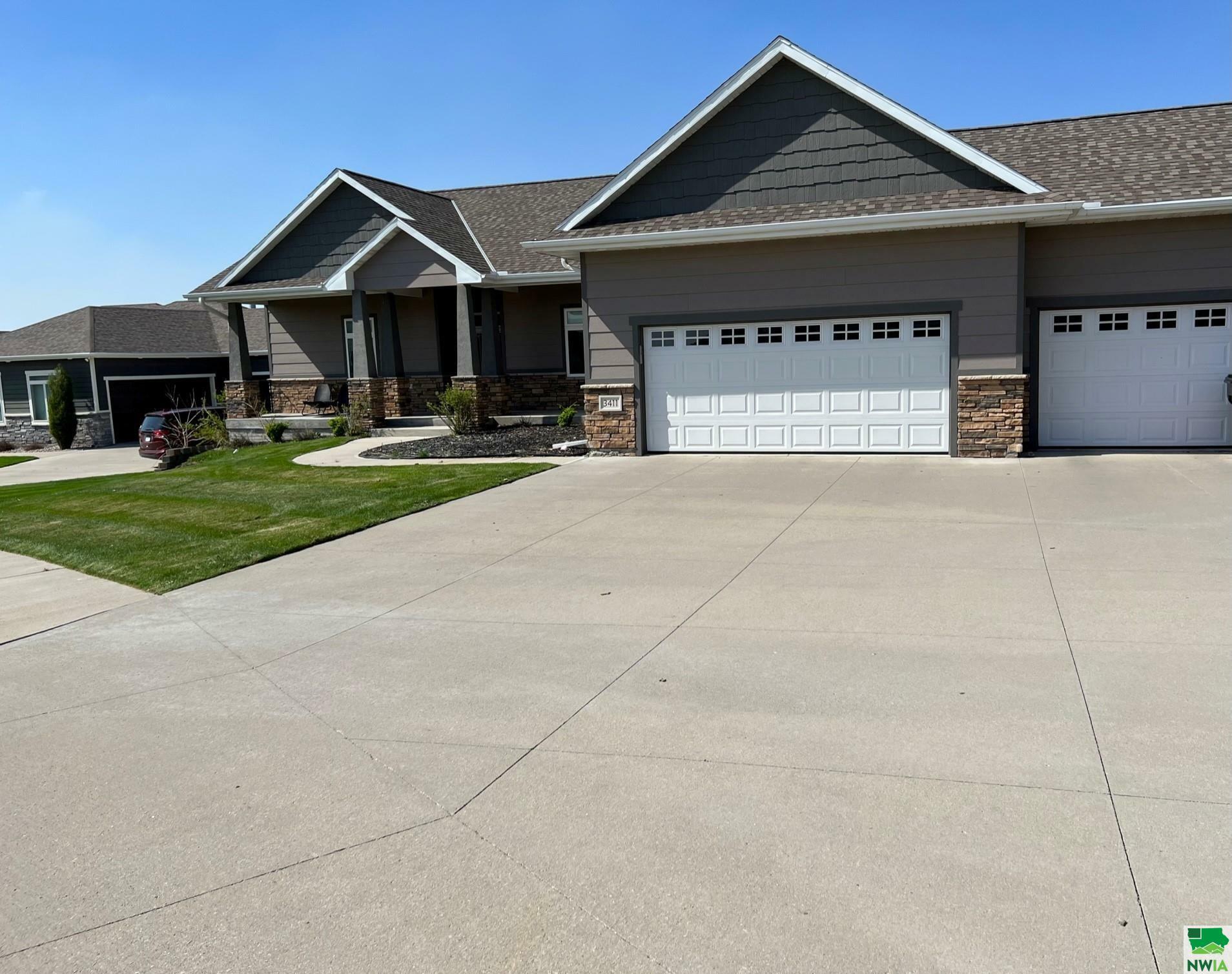 Property Photo:  3411 Wanamaker Way  IA 51106 